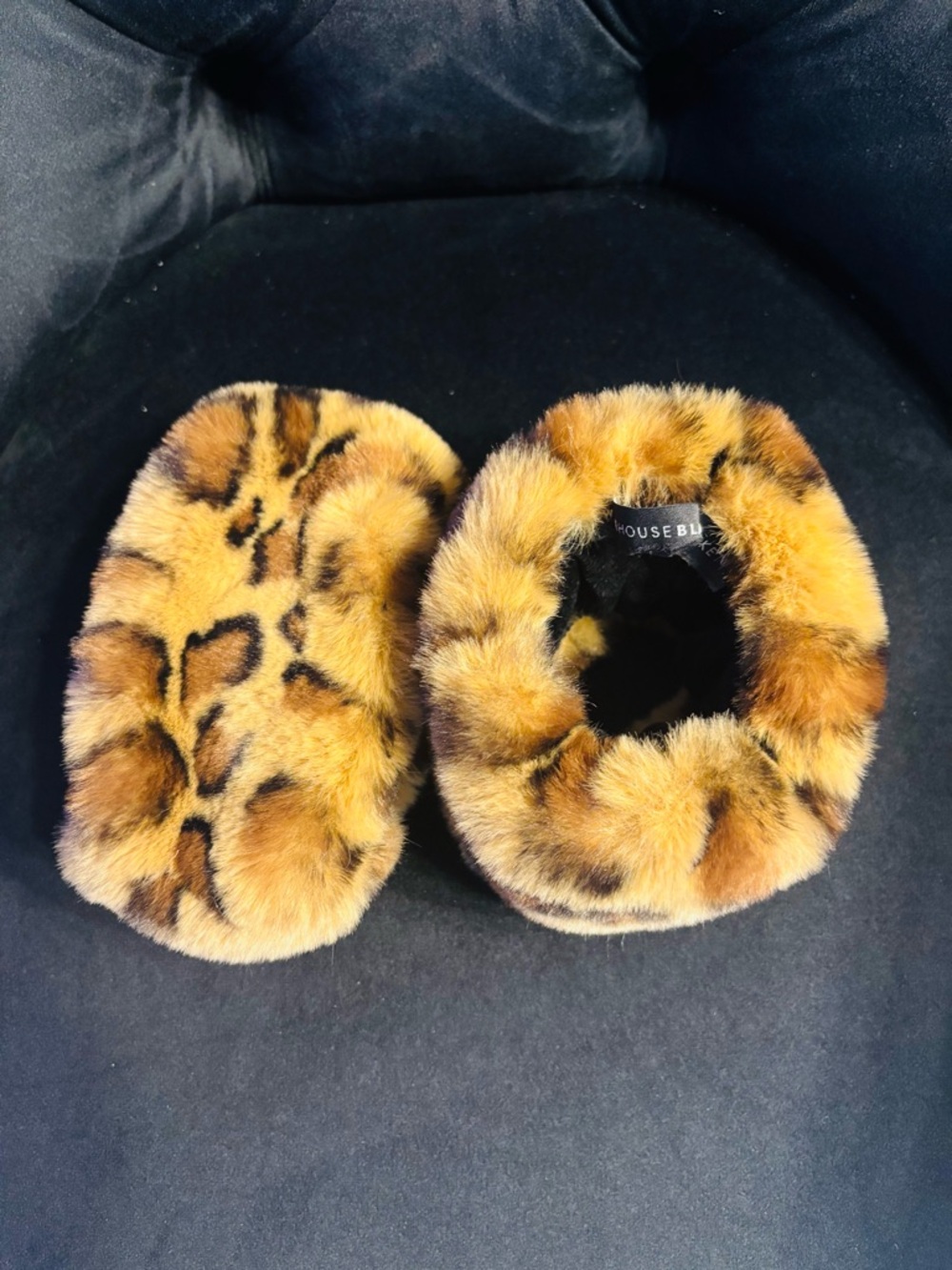 White House Black Market Faux Fur Leopard Print Wrist Warmers